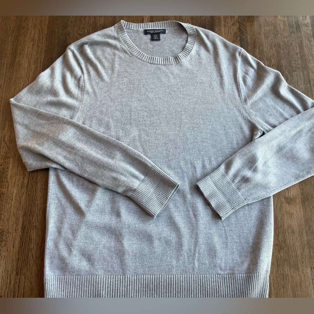 Banana Republic Gray Crewneck Silk Cashmere Sweater - Size L